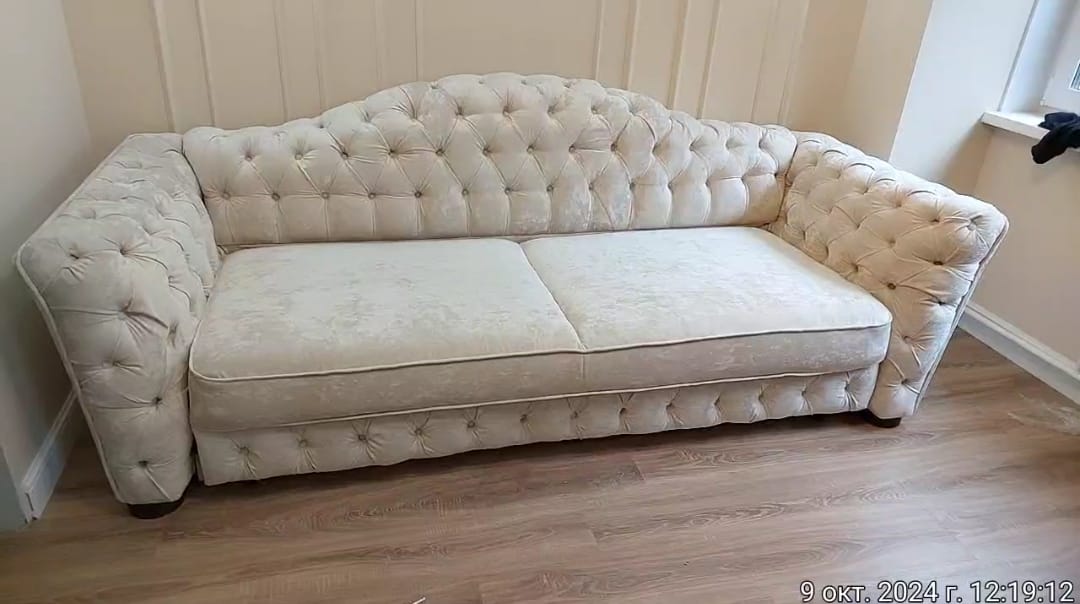 Обивка дивана. Ольховая